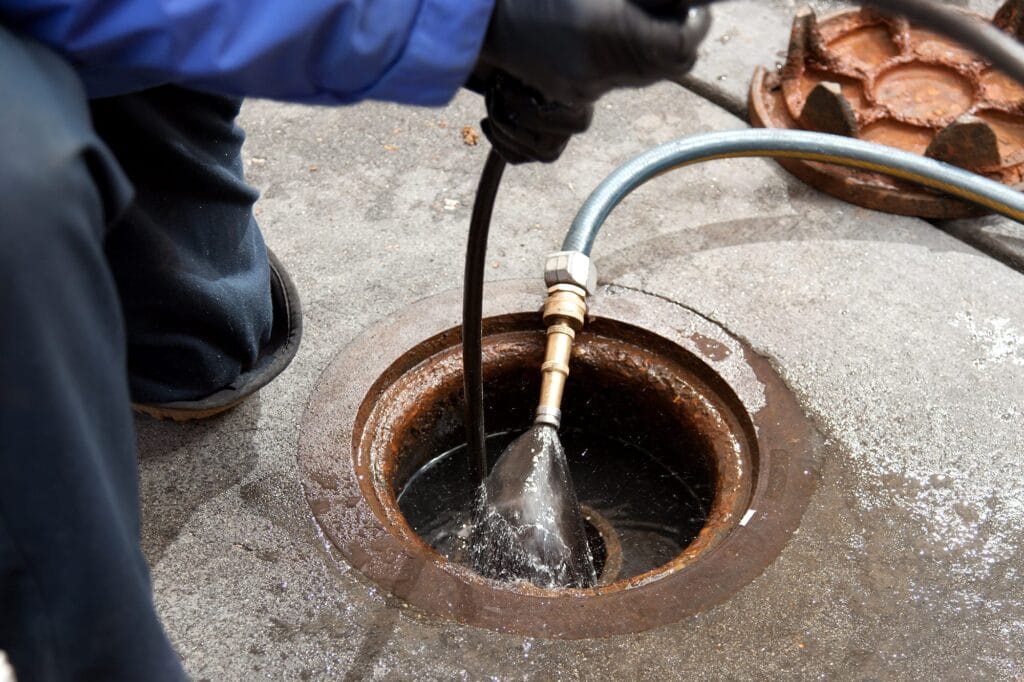 Emergency drain cleaning and clogged drain repair in Riverview, Florida